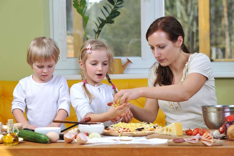 Families at home, early years settings and schools, can take part in online healthy eating challenges throughout the week