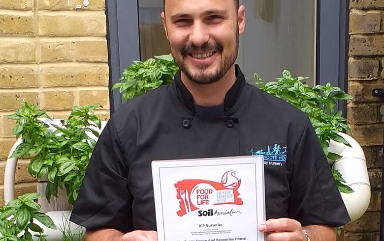 Dean Richter, lead chef for ICP Nurseries, with the Soil Association award