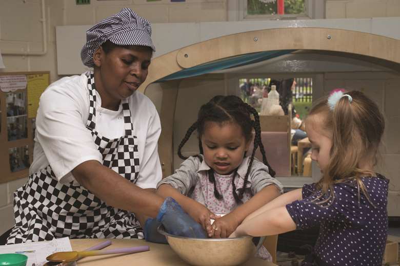 A chef at a London Early Years Foundation setting showing pedagogical leadership