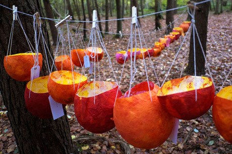 brambles-outdoor-group-lanterns