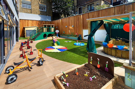 clapham-village-outside